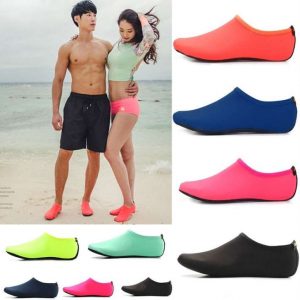 Diving shoes snorkeling shoes speed interference water upstream shoes outdoor beach shoes men and women swimming shoes