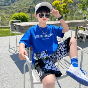 Cool And Handsome Boy Fashionable Summer Short Sleeved Suit